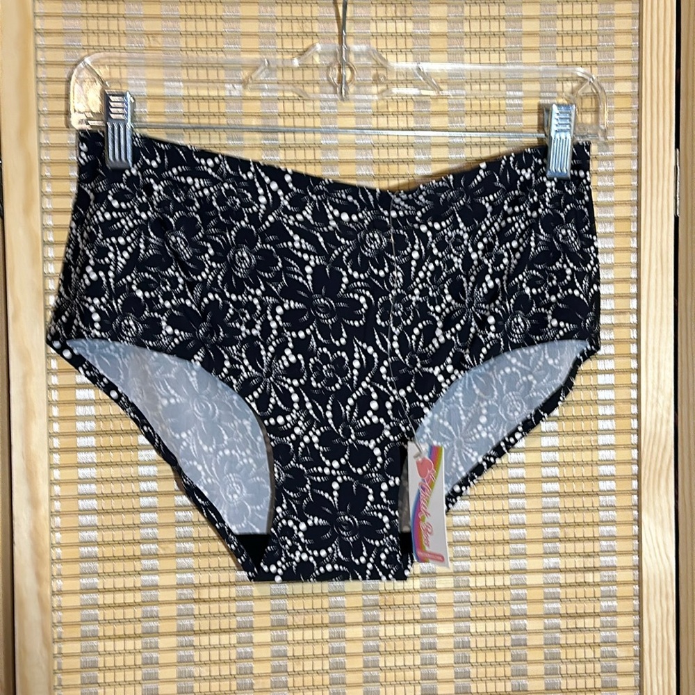 Cheek Boss Black White Floral Underwear Briefs XL NWT